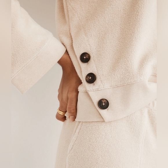 Madewell (Re)sourced Brushed Side-Button Relaxed Sweatshirt - Picture 4 of 9